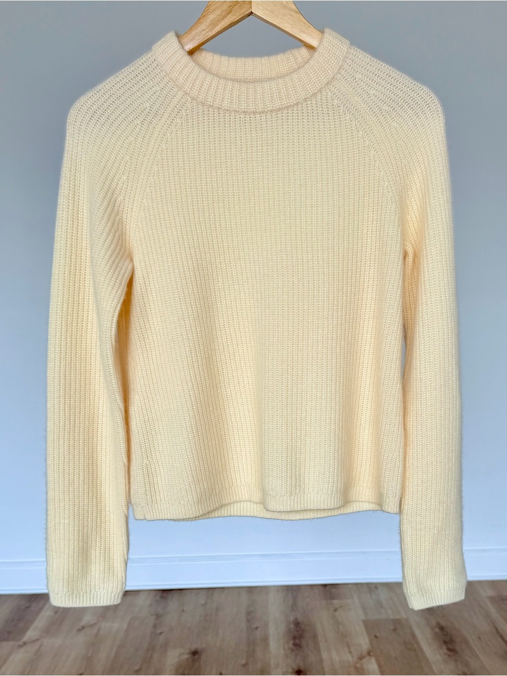 Quince 100% Mongolian Cashmere Fisherman Crewneck Sweater XS Pale Custard Yellow